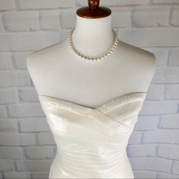 H E R V E L E G E R : “Nazik” Sequin Dress - Picture 4 of 8